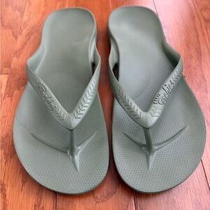 Archie’s Olive Green Flipflops